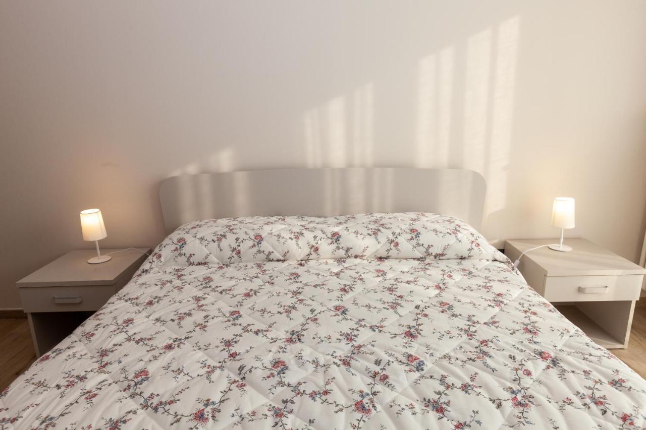Rossini15 - Garage Privato Apartman Alba Kültér fotó