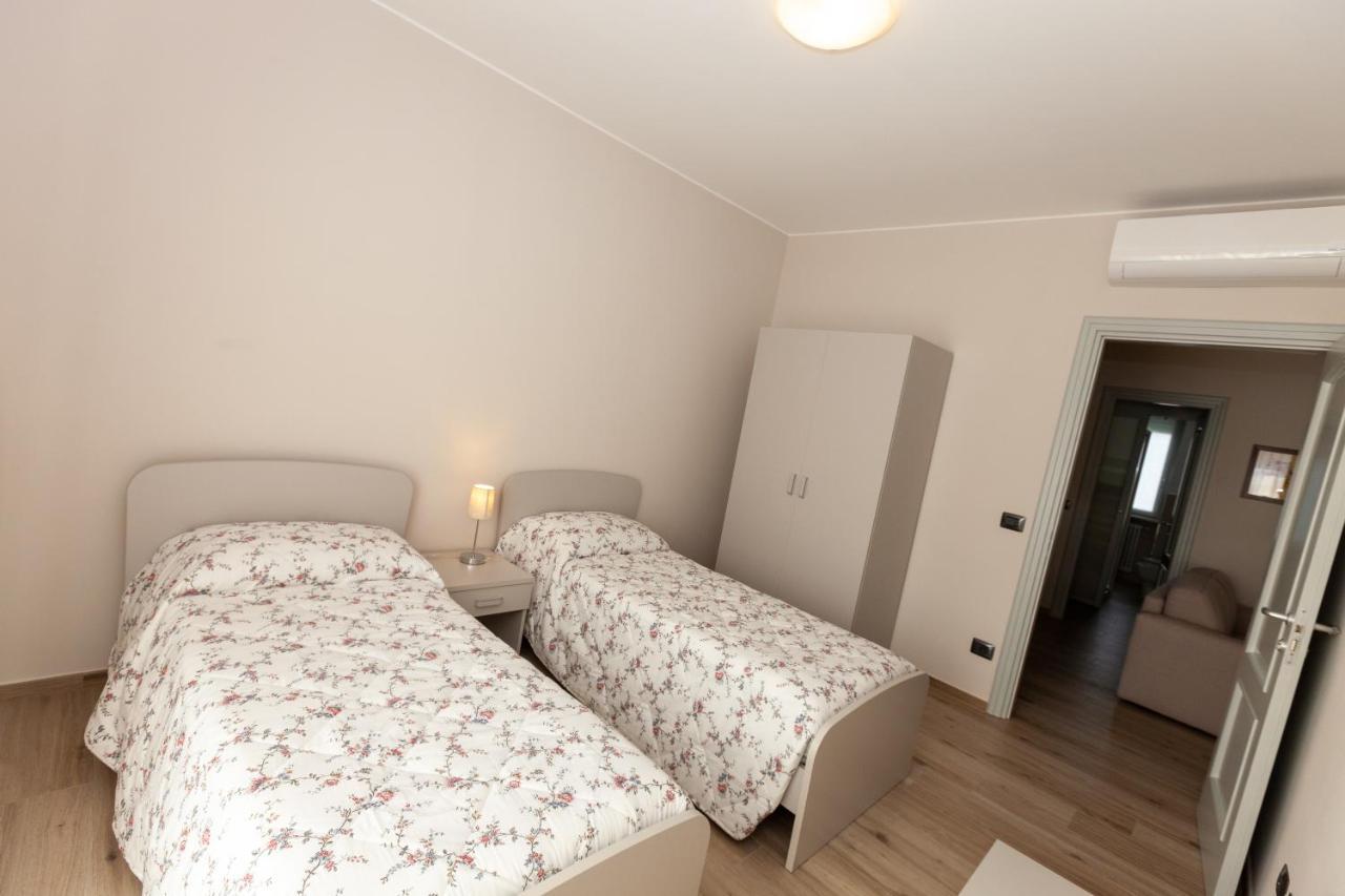 Rossini15 - Garage Privato Apartman Alba Kültér fotó